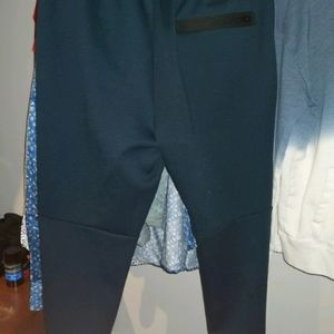 American eagle joggers